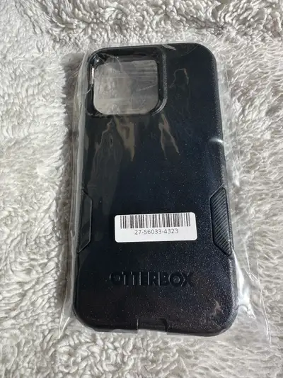 Brand NEW: iPhone 14 Pro: Otterbox Communuter, View more