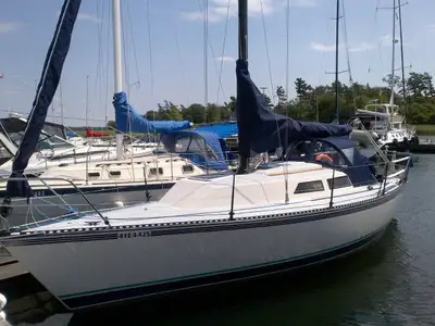 New price, $18,000.00 OBO . A performance racer/cruiser designed by Steve Killing and built by Expre...