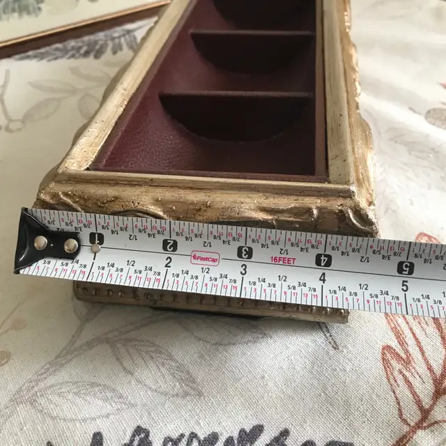 Vintage Hollywood Regency Old World Organizer Box / Wall Shelf in Home Décor & Accents in Ottawa - Image 10