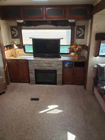 2011 Chaparral 31 ft adult kept no pets 3 slides power awning rear entertainment center For layout y...