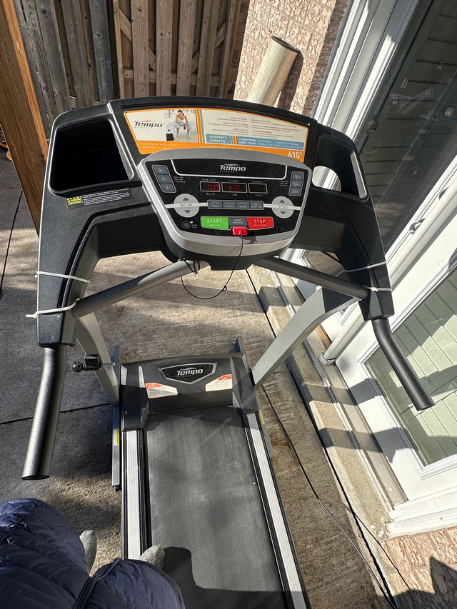  Treadmill exercise machine  in Other in Mississauga / Peel Region