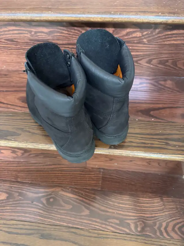 Timberland Boots in Men's Shoes in Kitchener / Waterloo - Image 3