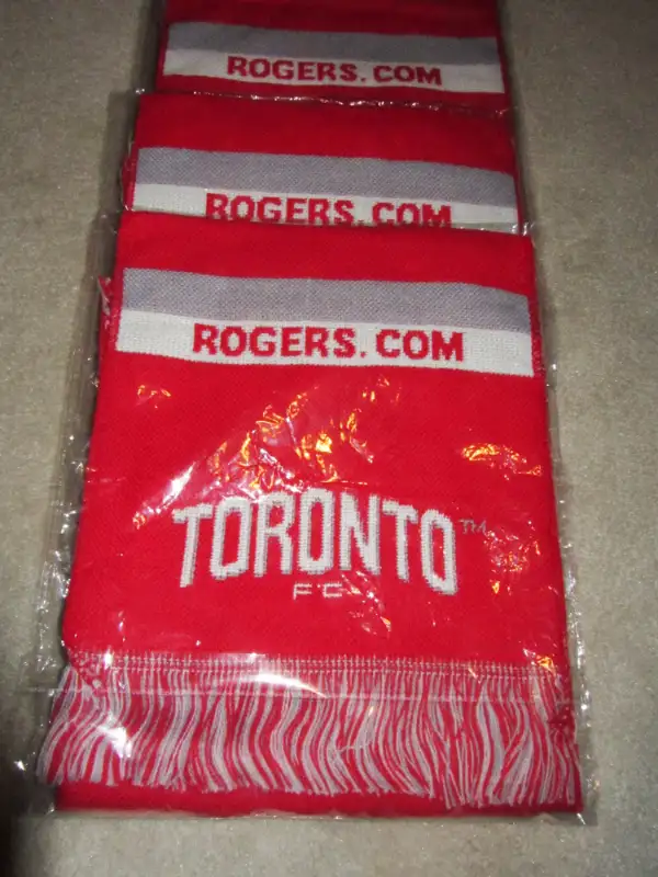 Toronto Raptors Toque-Shirt  +Toronto FC Soccer Scarfs in Arts & Collectibles in Barrie - Image 4