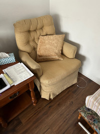 Chaise inclinable à donner / Recliner chair to give away