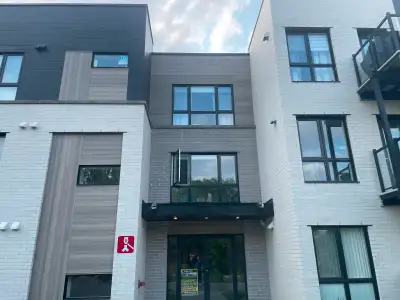 Cession 3½ – Laval, tout inclus + stationnement,dispo maintenant