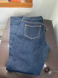Women’s jeans size 4 - short