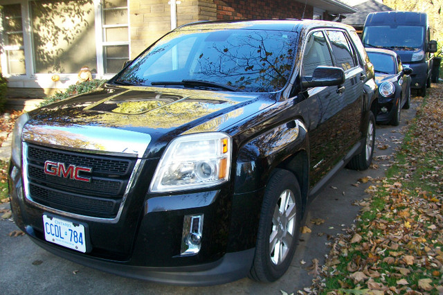 2012 GMC Terrain in Cars & Trucks in Windsor Region - Image 2