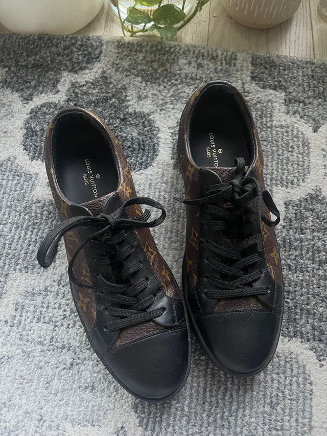 Louis Vuitton Sneakers  in Men's Shoes in City of Toronto - Image 3