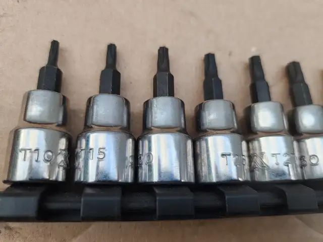 Mastercraft Maximum 9 Pc 3/8 Drive Socket Set W Plastic Holder in Hand Tools in Windsor Region - Image 3