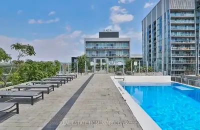 LUXURY FURNISHED 2BD 2BTH W/BALCONY & ROOFTOP POOL- DOWNTOWN TO