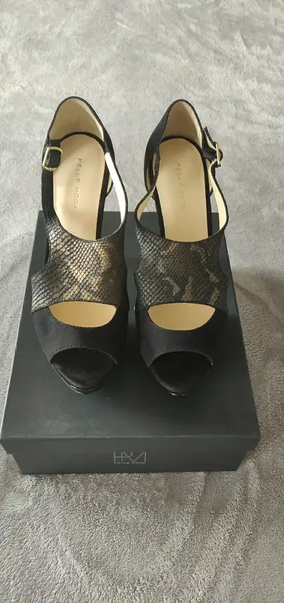 Women's Heels, View more