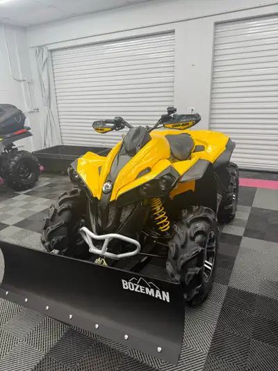 2014 Can-Am Renegade 800 DPS – $7900 Selling a 2014 Can-Am Outlander 800 in excellent condition with...
