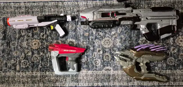 Cosplay Halo / Space Blasters - Custom painted! in Toys & Games in City of Toronto - Image 3
