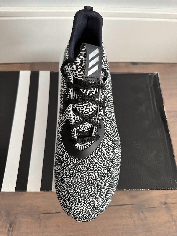 DS Adidas AlphaBounce m Aramis Motion Capture size 10 | Men's Shoes | City  of Toronto | Kijiji