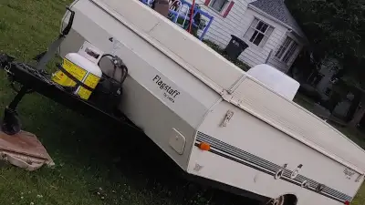 CAMPER TENT Trailer so light a car could pull it easy on gas cheaper by far than any other large cam...