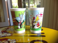 2 Bugs Bunny 50th Birthday  5" Plastic Cups