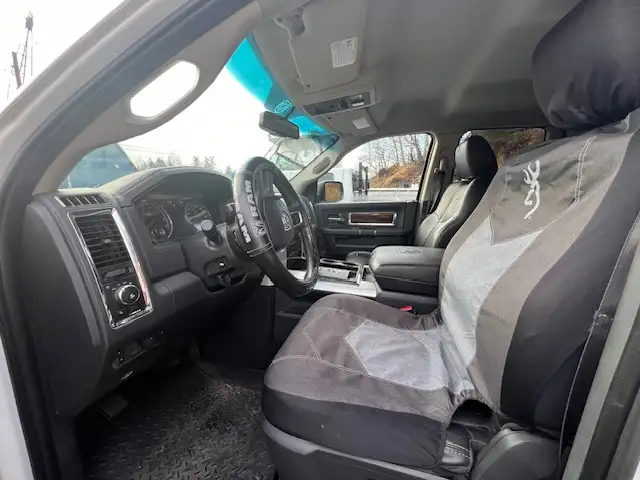 2011 Dodge Ram 1500 in Cars & Trucks in Campbell River - Image 4