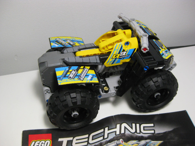 Lego Technic Quad Bike (complete with manual) in Toys & Games in Ottawa - Image 3