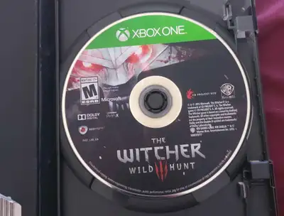 The witcher 3 III Wild Hunt xbox one disc in excellent condition, View more