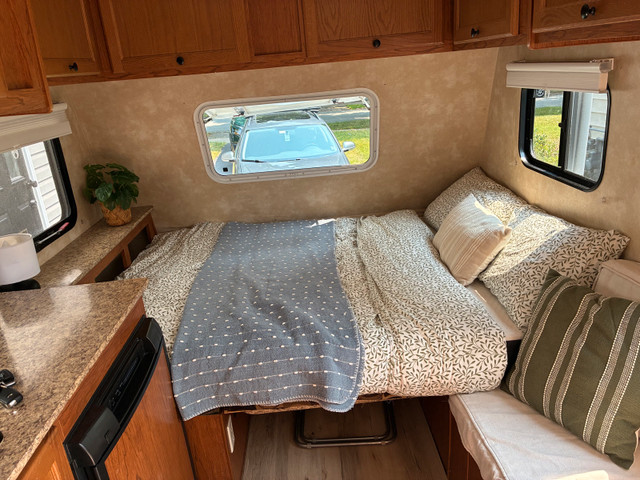 2012 Coachmen Clipper 14R in Travel Trailers & Campers in City of Halifax - Image 3