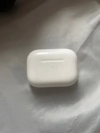 Airpods Pro Gen 2 CASE ONLY