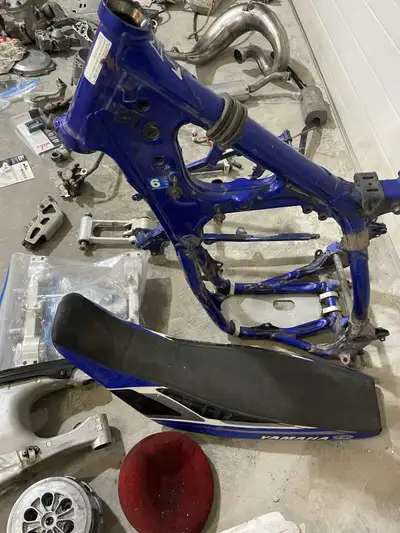 Parting out 2000 YZ250 arts only. Not selling whole Freshly rebuilt and ran great for 10 minutes bef...