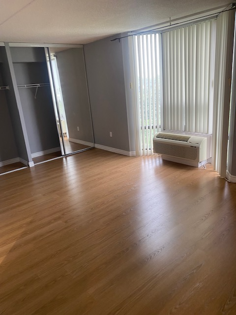 Large 3-Bedroom condo for rent. in Long Term Rentals in Oshawa / Durham Region - Image 4