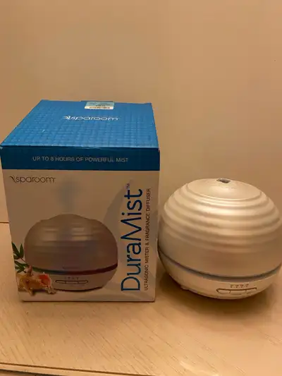 SPA TREATMENT AT HOME. An aromatherapy light show with rotating solid colors. Perfect to light up yo...