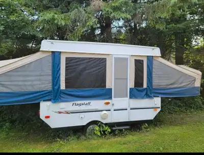 Great tent trailer everything works ... Heater, fridge, stove ... Queen on one side and double on th...