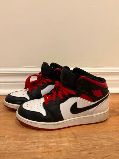 Women's size 5 air force 1, View more