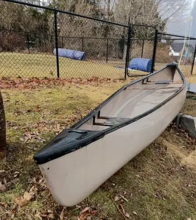 Canoe for sale great condition