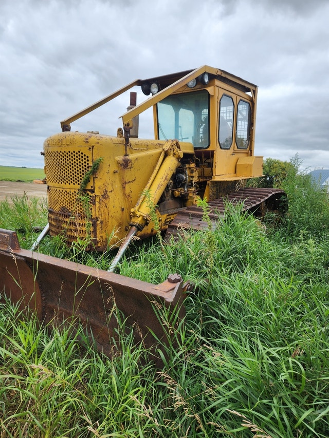 D6 caterpillar Heavy Equipment Saskatoon Kijiji