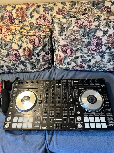 Pioneer DDJ-SX2, View more