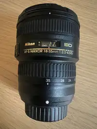 Nikon AF-S 18-35 mm 1:3.5-4.5 G ED Lens