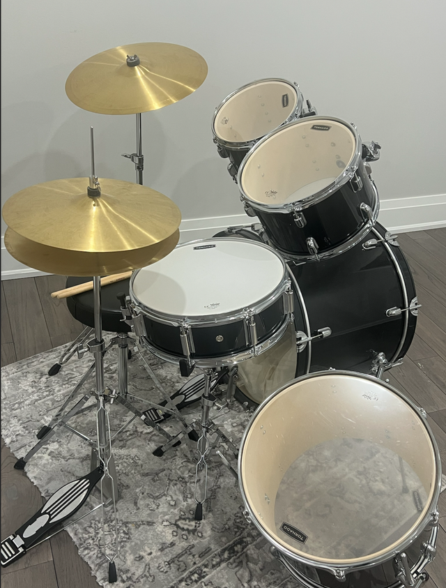 Tornado (Mapex) 5-Piece Drum Kit - with Cymbals and Hardware in Drums & Percussion in Mississauga / Peel Region - Image 5