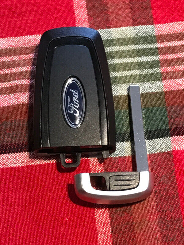 Ford F-series trucks, Edge, Ecosport key fob in Other Parts & Accessories in Moose Jaw - Image 2