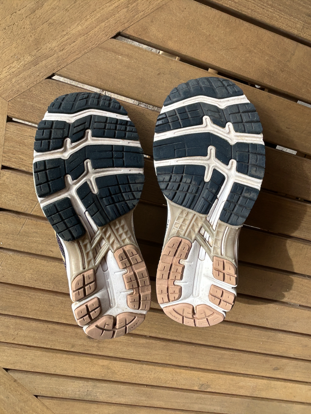 Asics Gel Kayano Running Shoes – Women’s Size 6.5 in Women's - Shoes in Markham / York Region - Image 7