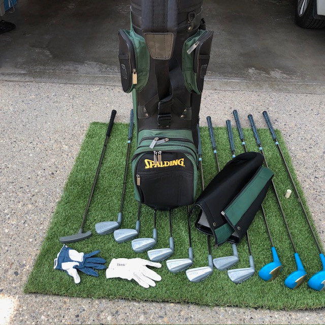 Ladies Left Hand Golf Clubs with Spalding Golf Bag Golf Calgary