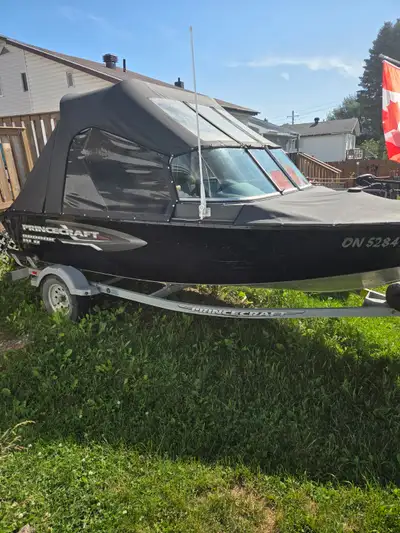 2016 Nanook Deluxe fishing boat, 90 horse merc motor , live well, eye pilot fish finder, less than 8...