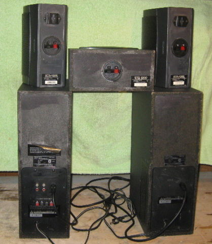 KENWOOD COMPLETE HOME THEATER SYSTEM (VINTAGE) in Stereo Systems & Home Theatre in St. Albert - Image 4