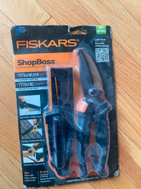 Fiskars snip scissors