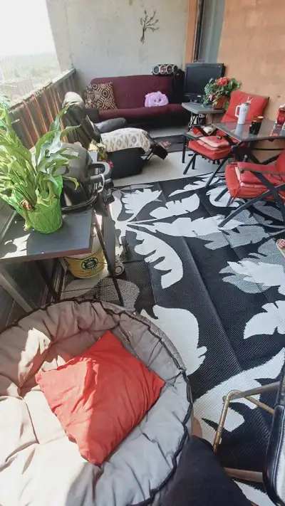 All inclusive, 12th floor apartment with huge balconies (2) and incredible views. This building is l...