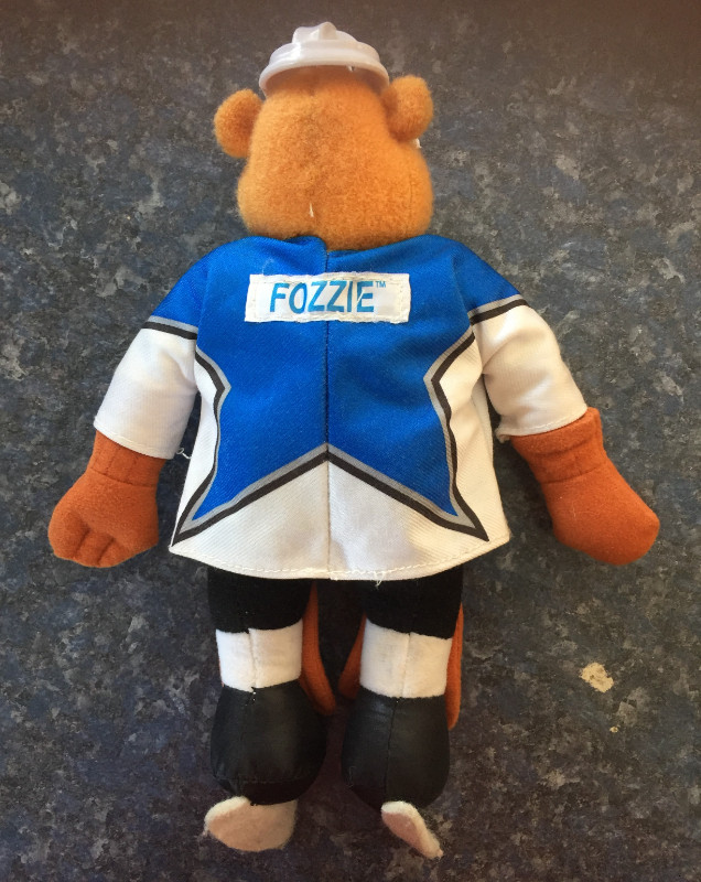 Fozzie Bear Muppets NHL Hockey Collectible in Arts & Collectibles in Timmins - Image 2