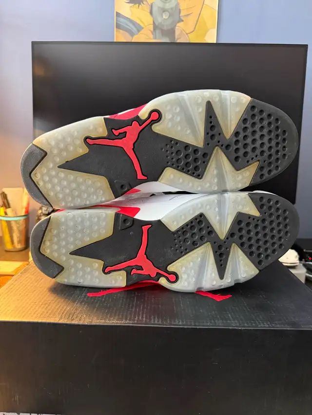 Air Jordan Retro 6 Infrared Size 13 in Men's Shoes in Markham / York Region - Image 5