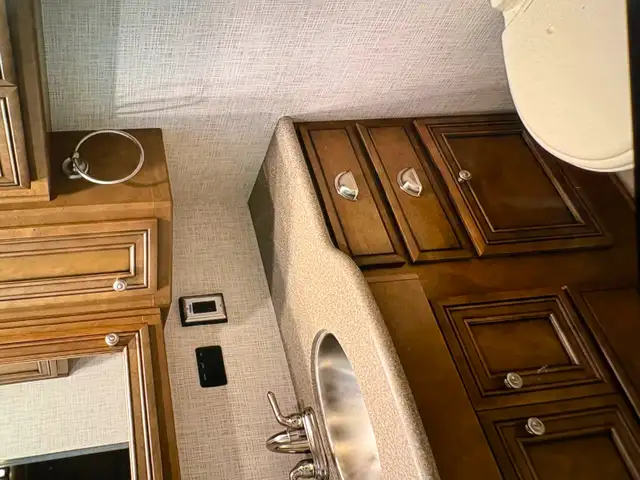 Motorisé Newmar Bay star sport 3014 2021 in RVs & Motorhomes in Thetford Mines - Image 8