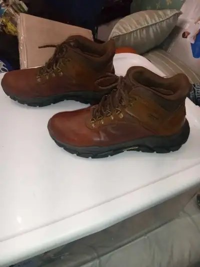 Skechers Men's Slip-Ins Boots - Size 9 - Waterproof , View more