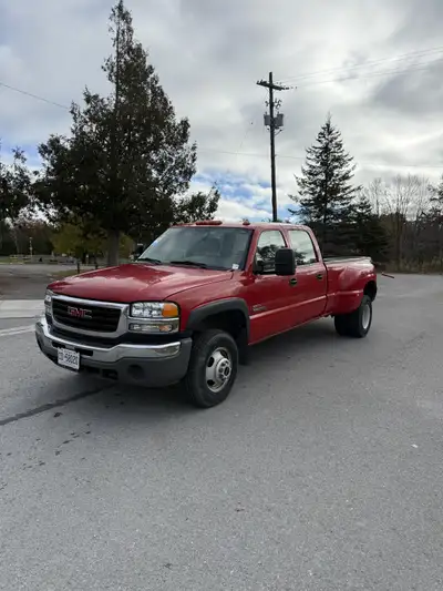 2007 GMC SIERRA 3500 dually 2WD AIR CONDITIONING MANUAL WINDOWS MANUAL LOCKS Duramax LBZ Duramax eng...