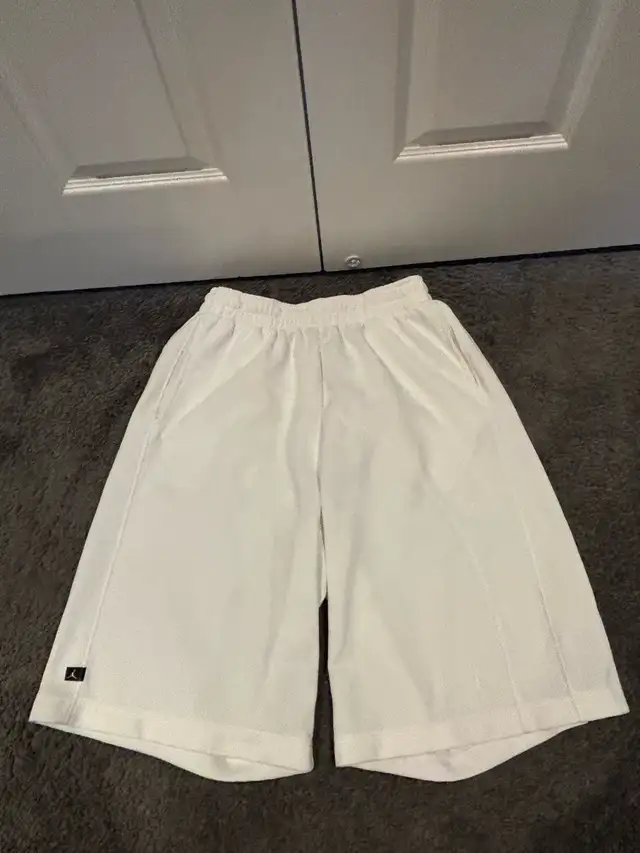 Authentic Jordan Apparel in Men's in Markham / York Region - Image 9