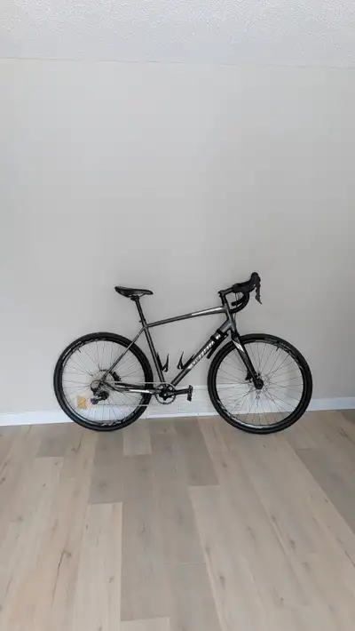 Gravel bike Specialized Sirrus GRX600 11 speed Large frame, View more
