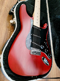 Custom built Stratocaster + Vintage Fender Chainsaw HSC + Acc'